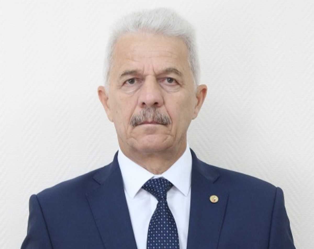 Владимир Татаренко удостоен звания «Почётный работник агропромышленного комплекса России». Владимир Татаренко удостоен звания «Почётный работник агропромышленного комплекса России».