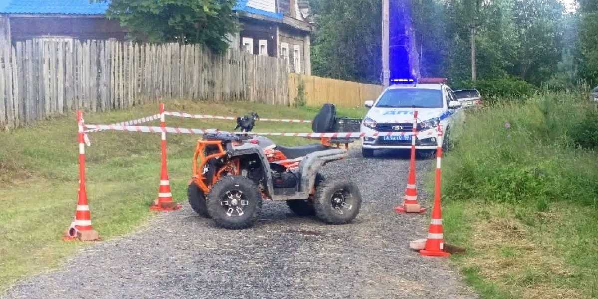 Водителя доставили в Боровичскую ЦРБ. Водителя доставили в Боровичскую ЦРБ.