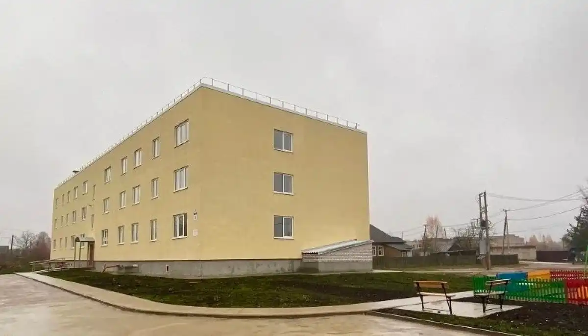 С 2019 года ключи от новых квартир получили 2572 жителя области, переселившиеся из аварийного фонда.