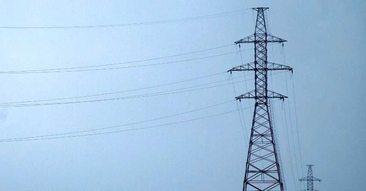 Энергетики продолжат работать до полного восстановления электроснабжения в регионе. Энергетики продолжат работать до полного восстановления электроснабжения в регионе.