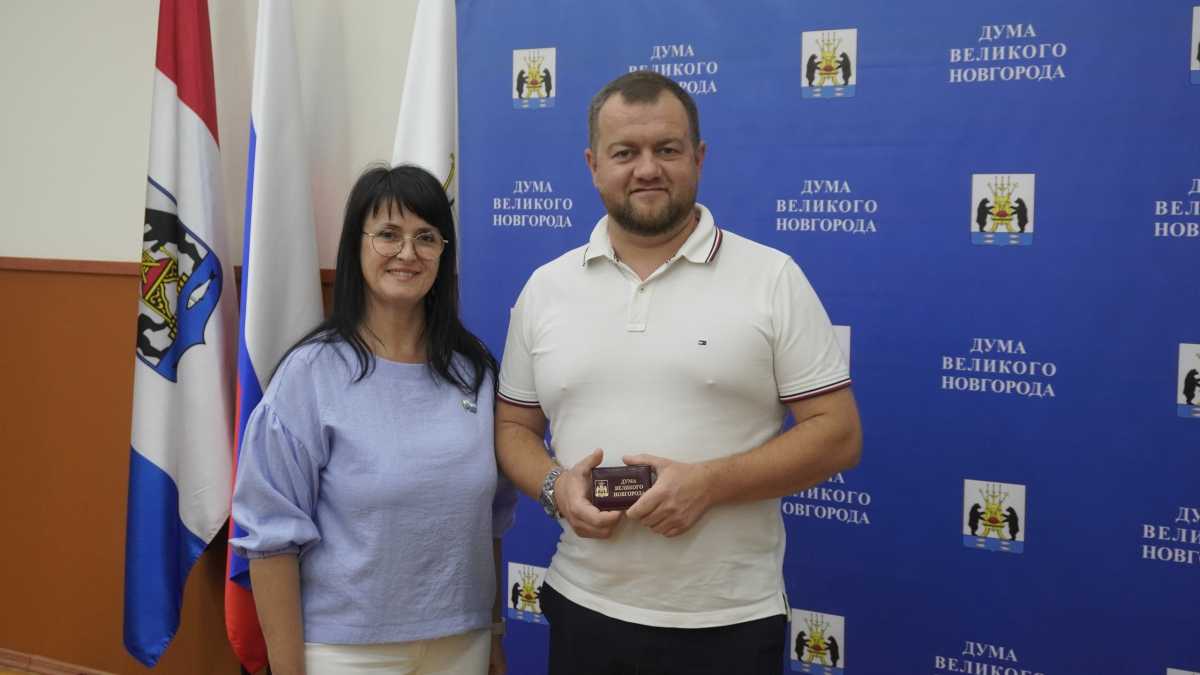 Вакантный мандат был передан Евгению Иванову в связи с досрочным прекращением полномочий Евгения Кима.