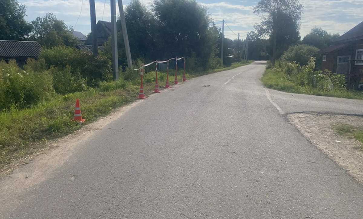 В Парфино погиб водитель вылетевшего в кювет мопеда В Парфино погиб водитель вылетевшего в кювет мопеда