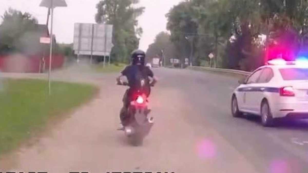 Мотоцикл задержан и помещен на специализированную стоянку.