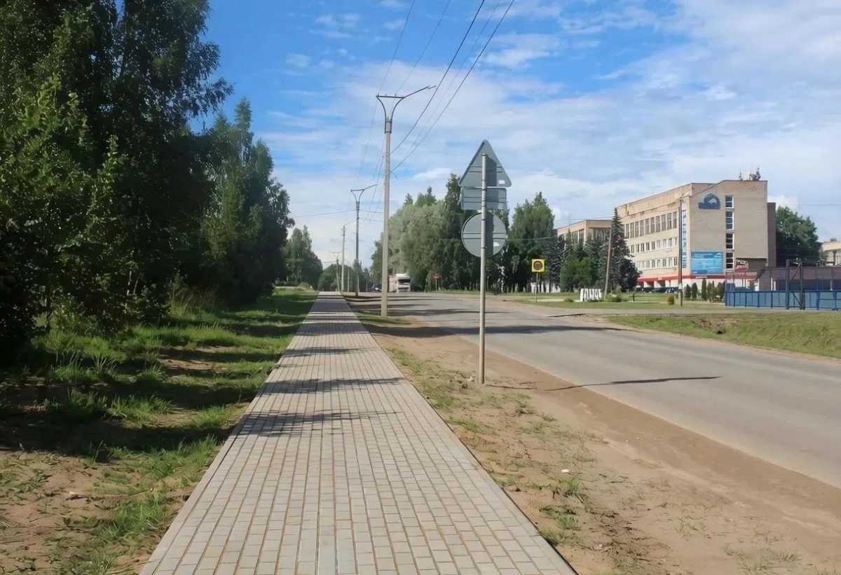 Улица Магистральная появилась в Окуловке в 1980-х годах. Улица Магистральная появилась в Окуловке в 1980-х годах.