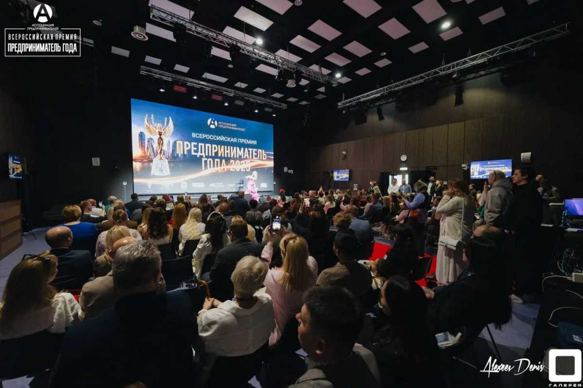 Заявки принимаются до 31 августа 2026 года. Торжественная церемония награждения состоится в мае 2027 года после анализа годовой отчетности участников. Заявки принимаются до 31 августа 2026 года. Торжественная церемония награждения состоится в мае 2027 года после анализа годовой отчетности участников.
