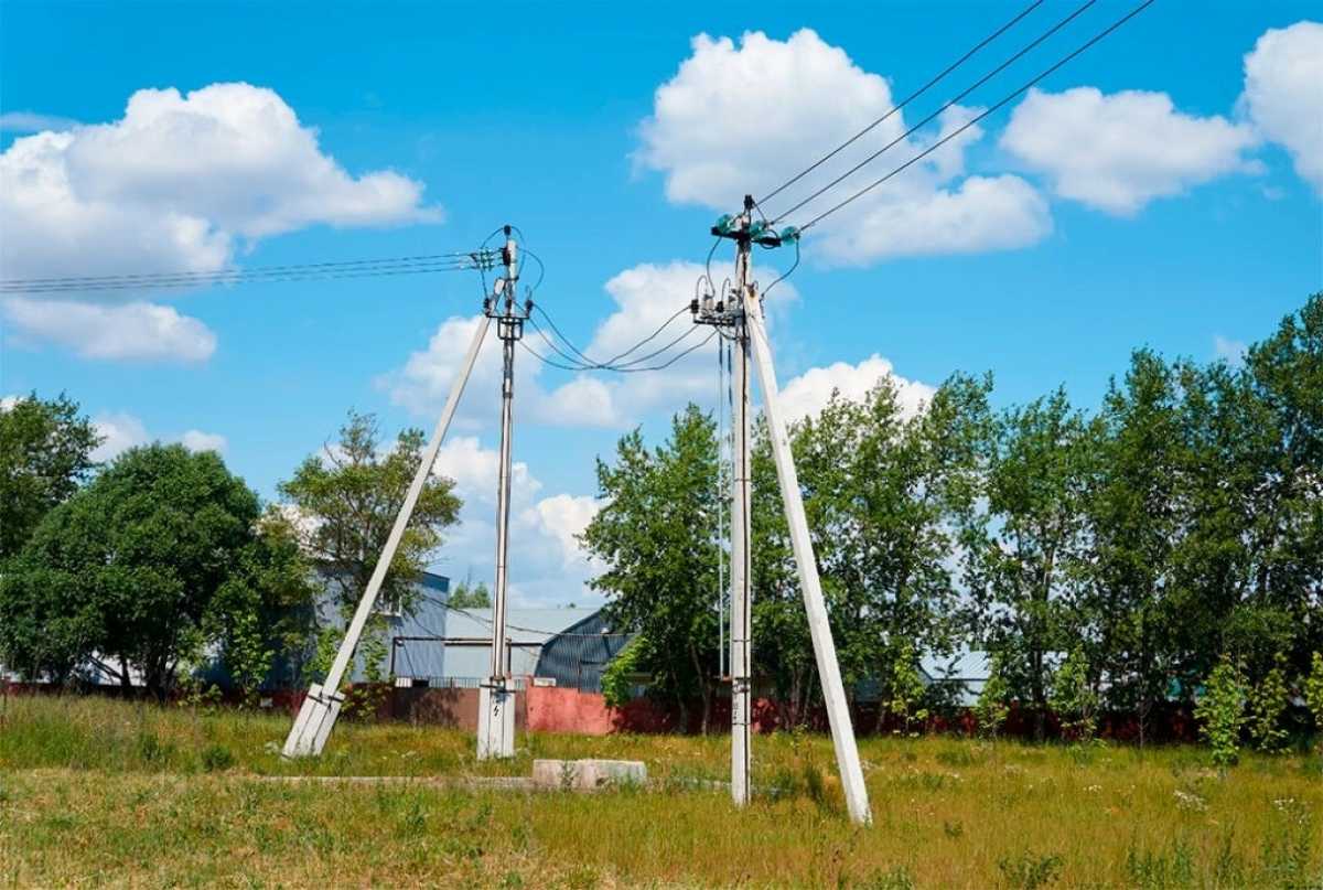 Энергетики выполнили 53% запланированных ремонтов ЛЭП.