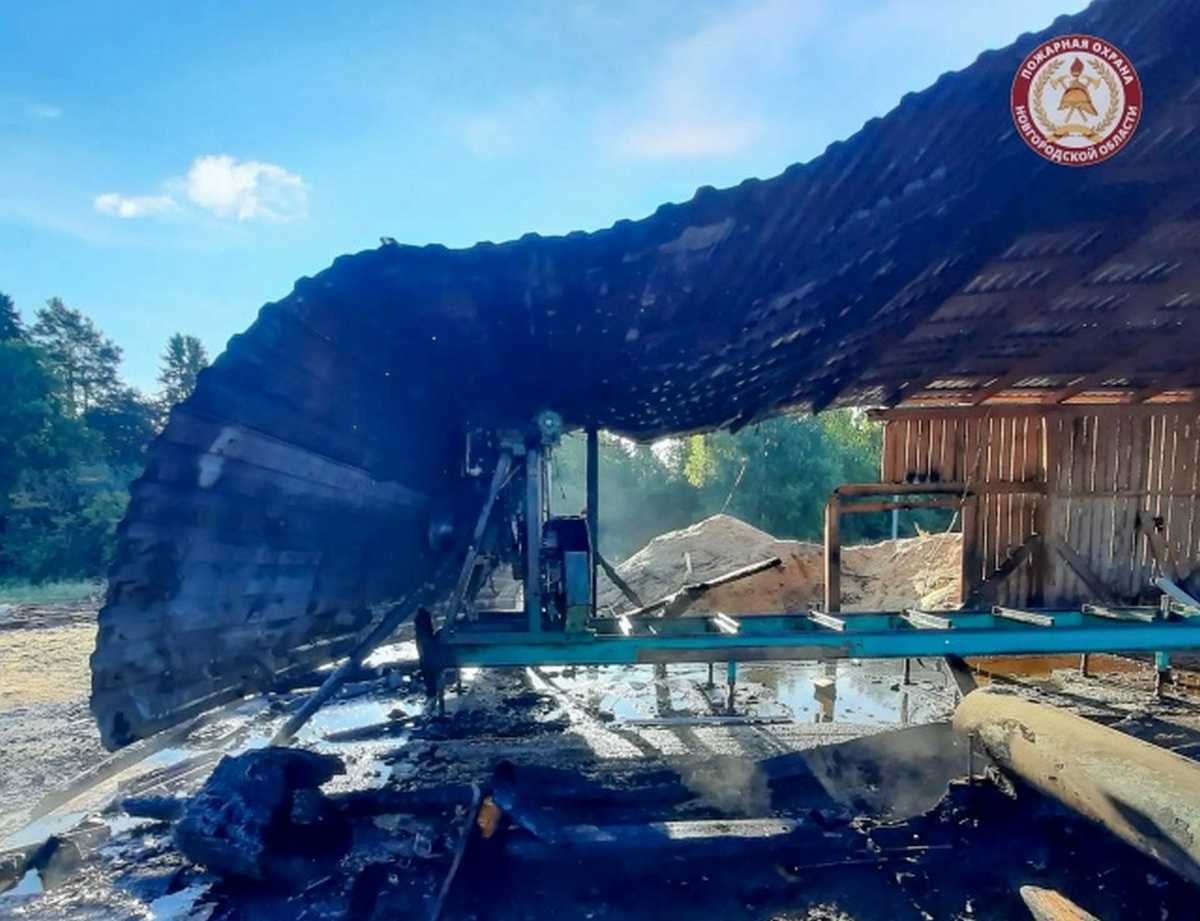 На пожаре никто не пострадал. На пожаре никто не пострадал.