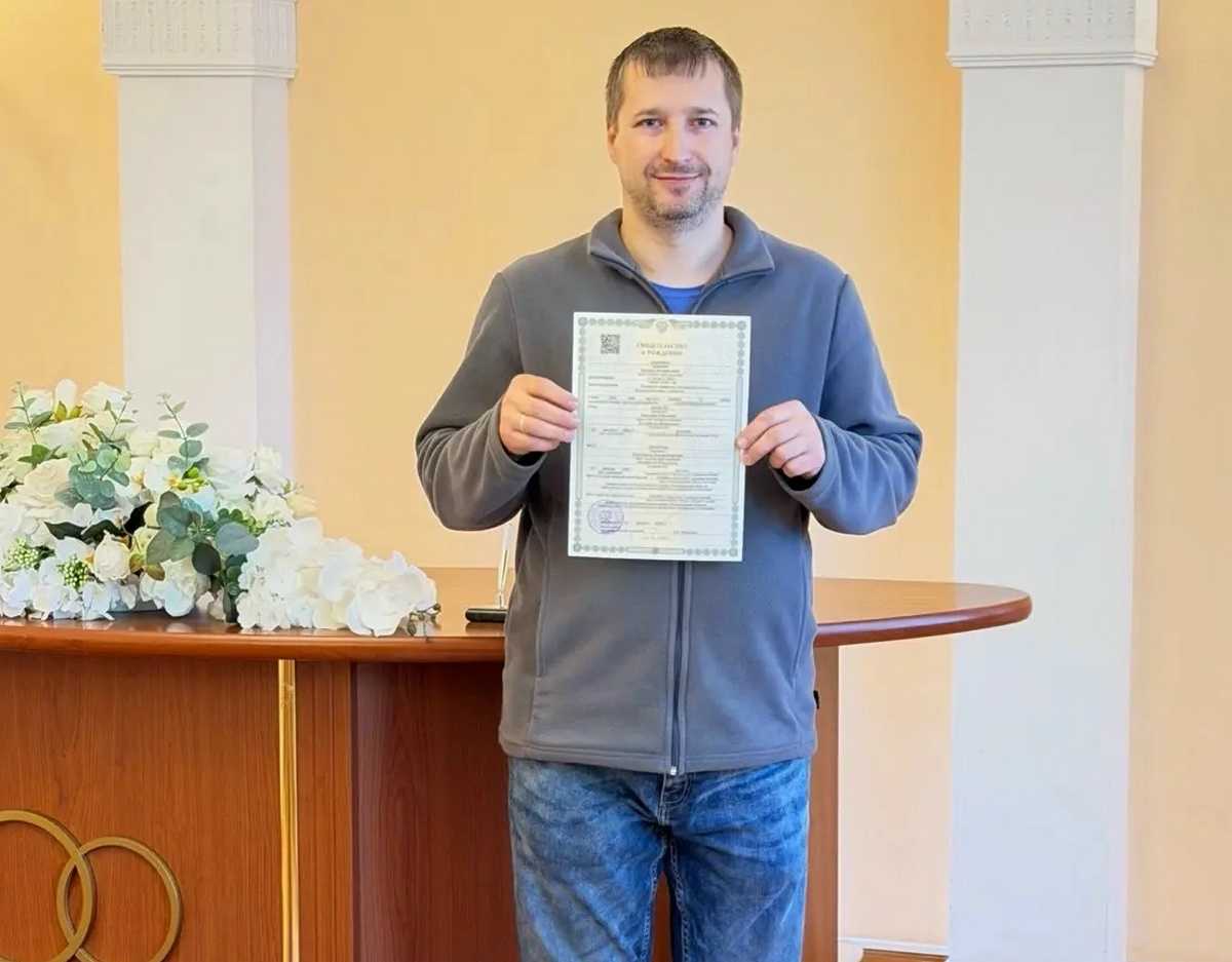 Валерий и Екатерина Даниловы назвали дочку Кариной. Валерий и Екатерина Даниловы назвали дочку Кариной.