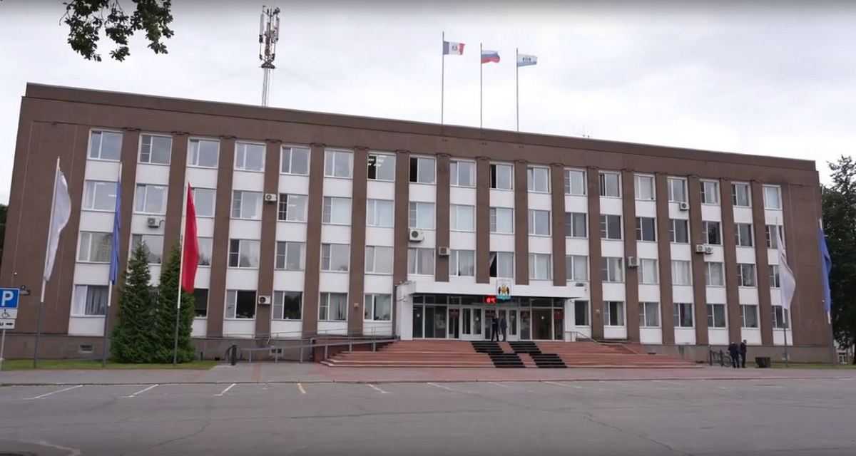 Выездное заседание правительства региона прошло в здании мэрии Великого Новгорода. Выездное заседание правительства региона прошло в здании мэрии Великого Новгорода.