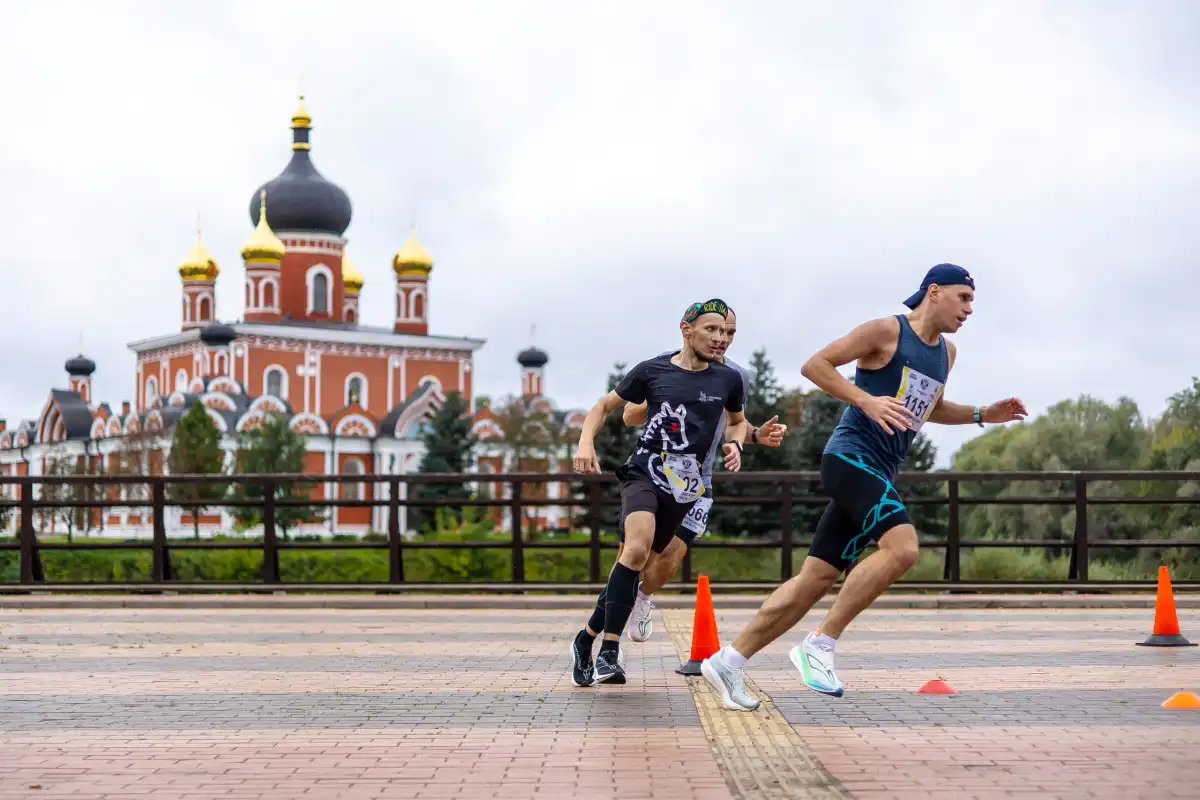 Старт и финиш будет организован на Соборной площади в Старой Руссе.