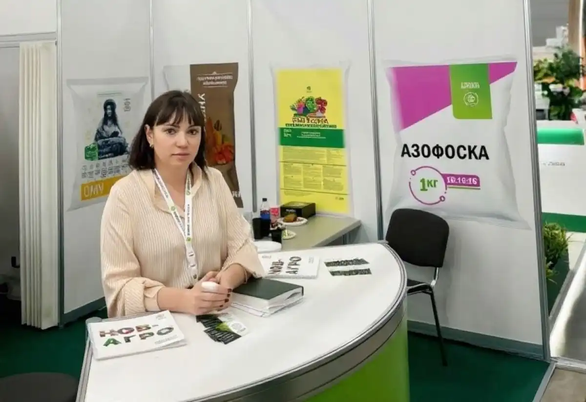 На выставке представители новгородской компании провели переговоры с гостями из Белоруссии и Казахстана.