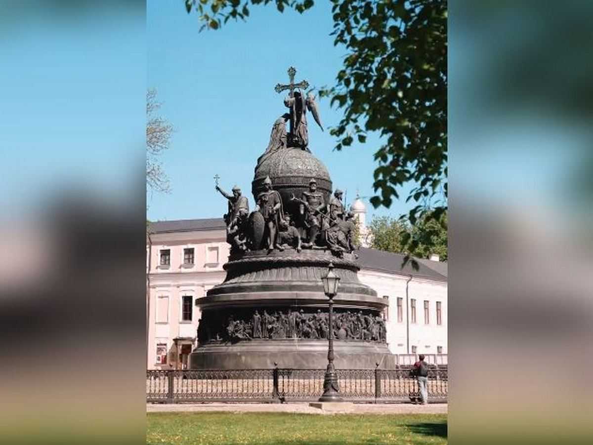 15 сентября исполнился год со дня избрания Александра Дронова губернатором Новгородской области.