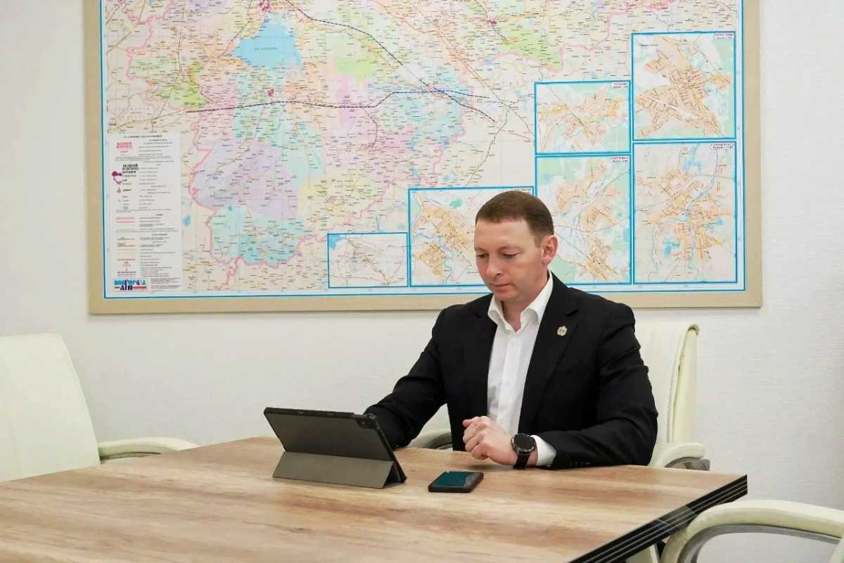 Валерий Яковлев проголосовал с помощью ДЭГ.