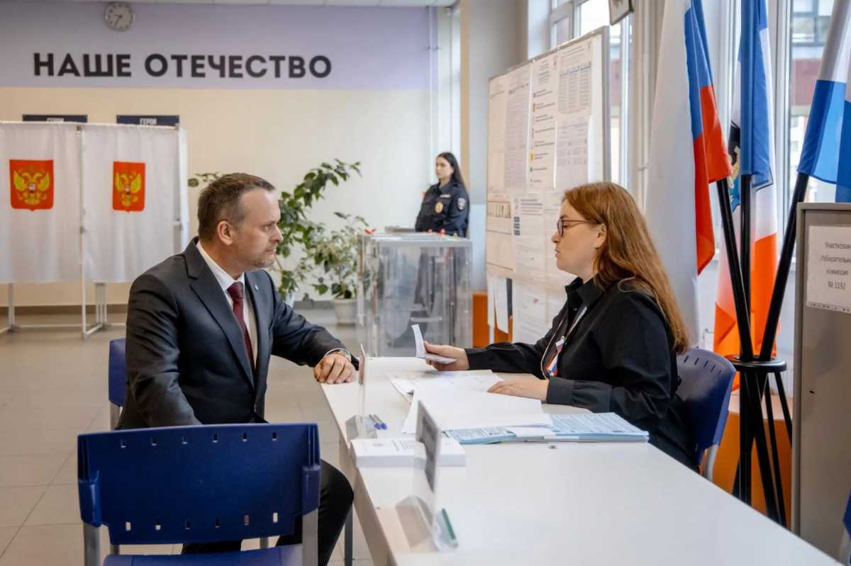 Андрей Никитин проголосовал на выборах депутатов Государственной Думы