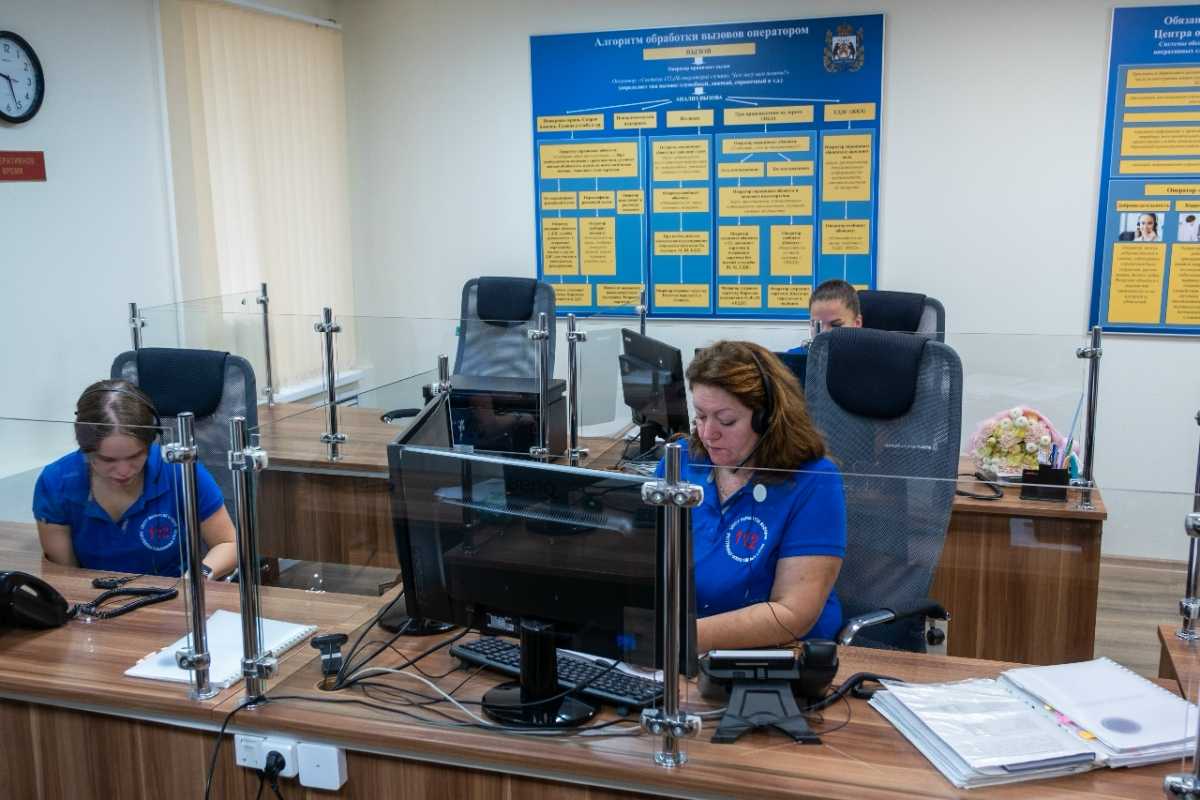 В службе «112» работают в основном женщины.