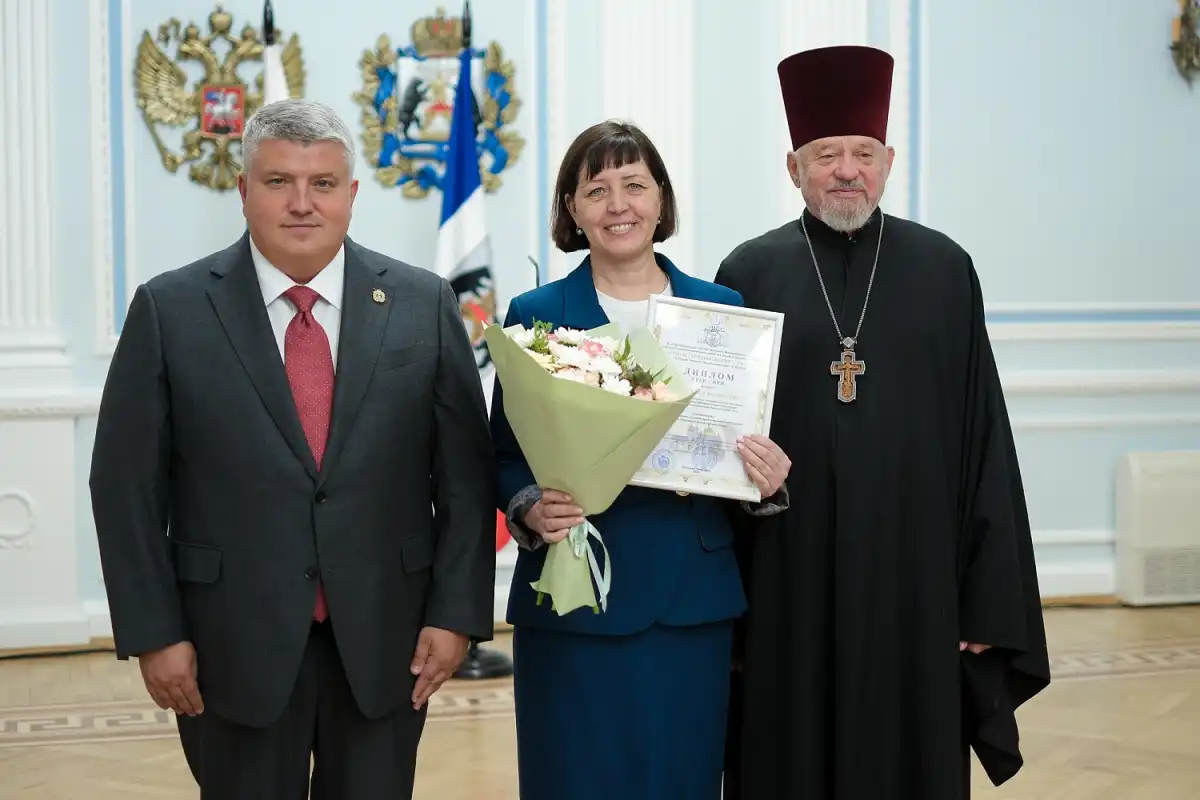 Конкурс «За нравственный подвиг учителя» проводится ежегодно.