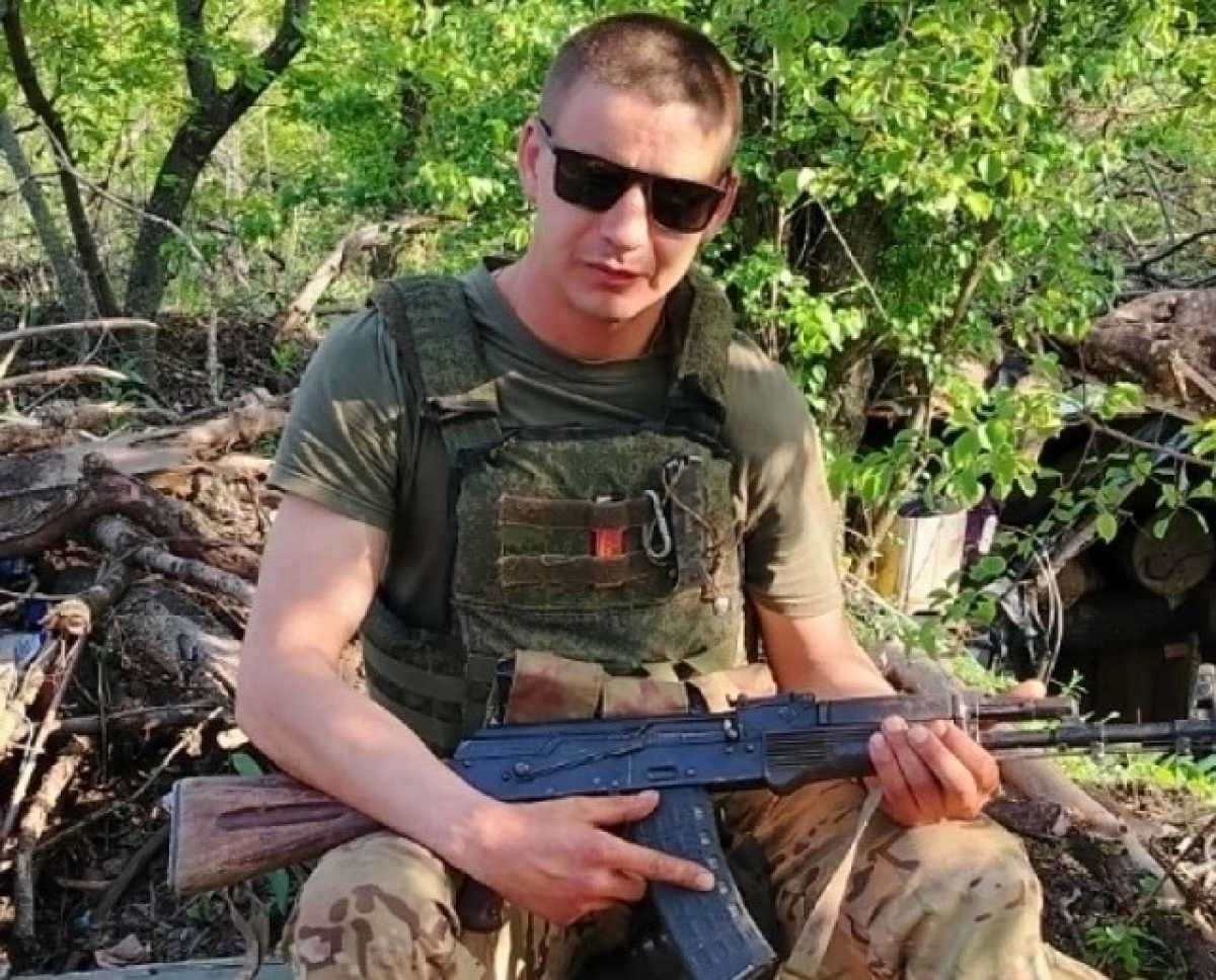Михаила Севостьянова похоронят на Подгощском кладбище.