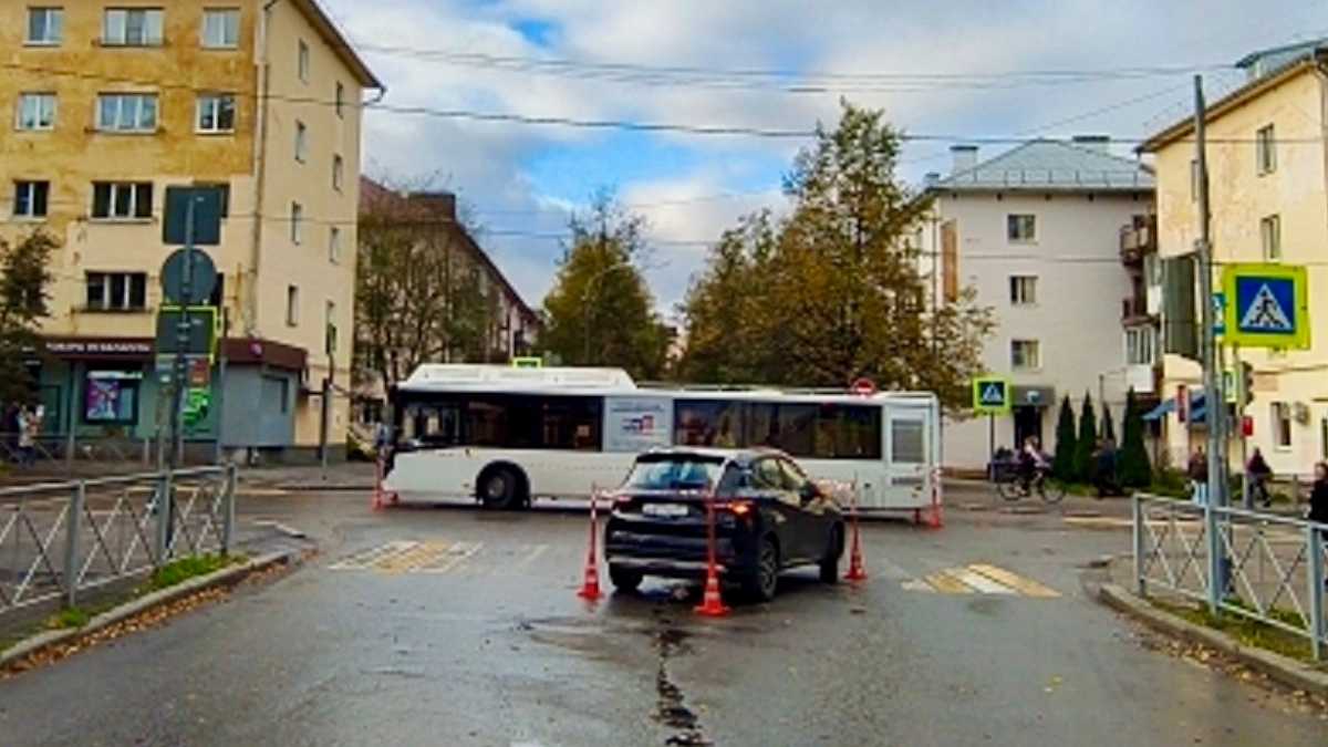 В аварии пострадала женщина-кондуктор.