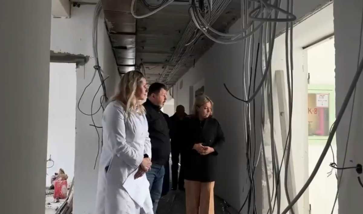 Анна Тимофеева поручила ускорить темпы работы и увеличить количество рабочих на площадке.