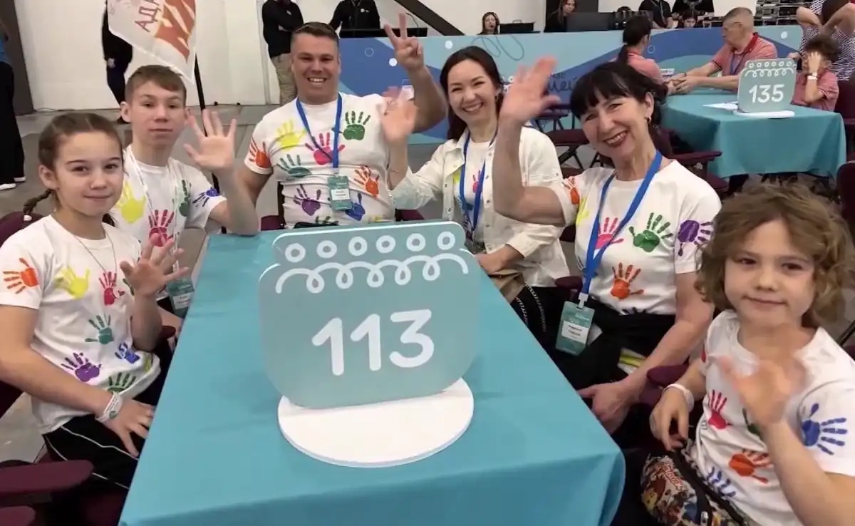 Передача «Это у нас семейное» выходит на НТ каждый четверг в 14:00. Передача «Это у нас семейное» выходит на НТ каждый четверг в 14:00.