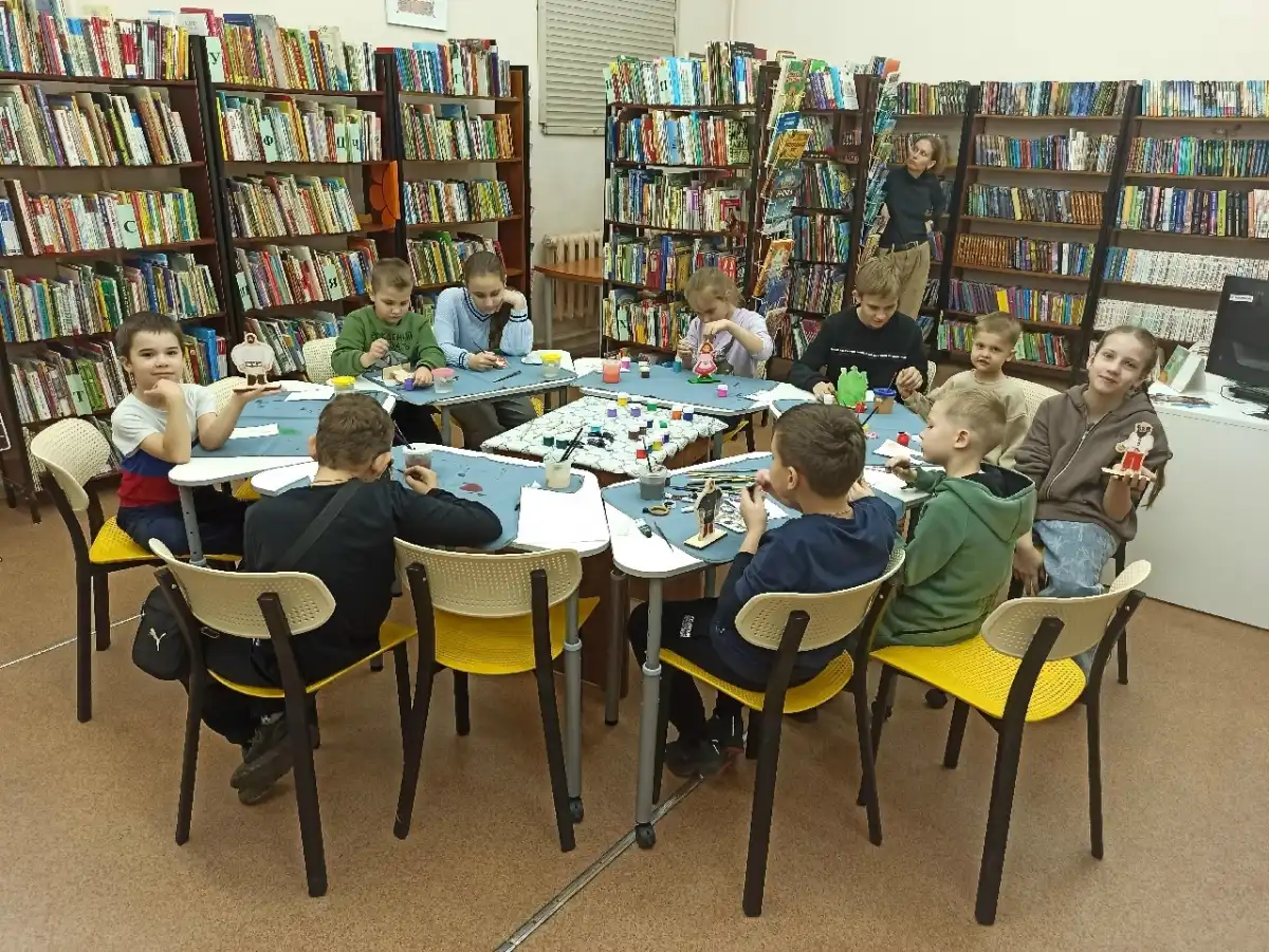 На мастер-классе дети разобрали характеры персонажей, обсудили их поступки и мотивы.