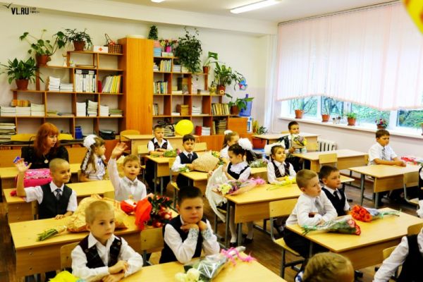 Напомним, школа №37 в Псковском микрорайоне – второе образовательное учреждение с 2016 года, построенное в области, благодаря участию в федеральной программе «Содействие созданию в субъектах Российской Федерации новых мест в общеобразовательных организациях на 2016-2025 годы»