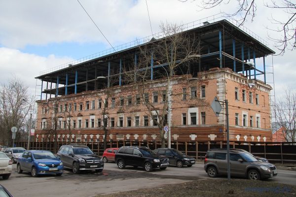 Губернатор поручил решить проблему заброшенных недостроев в Великом Новгороде