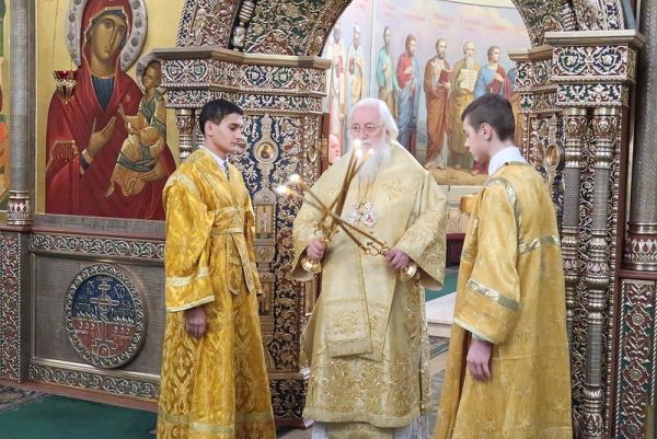 В первый день нового года митрополит Лев отслужил Божественную литургию в Иверском монастыре