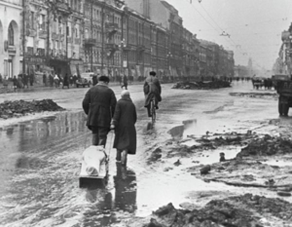 Сегодня в России отмечают 75-летие полного освобождения Ленинграда от блокады