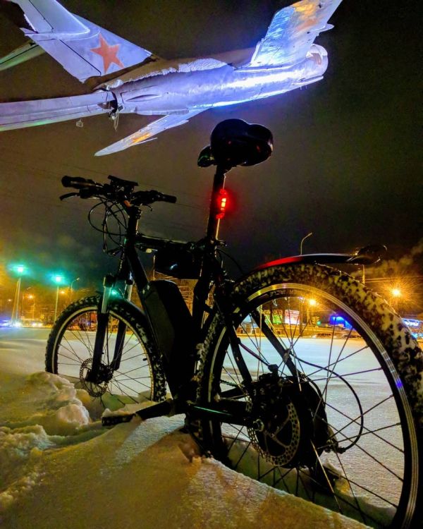 Зимняя езда на велосипеде в Великом Новгороде сопряжена с большим количеством трудностей