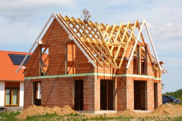В России хотят приравнять условия ипотеки на строительство частных домов к кредитам на квартиры