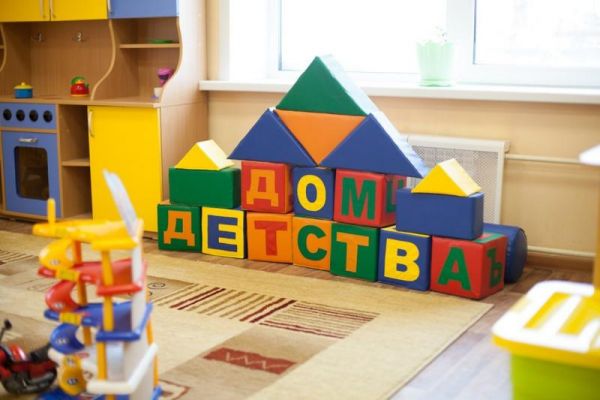 Окончание строительства детского сада в Окуловке запланировано на декабрь 2019 года.