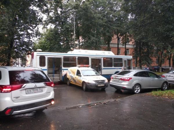 ДТП произошло на улице Людогоща.