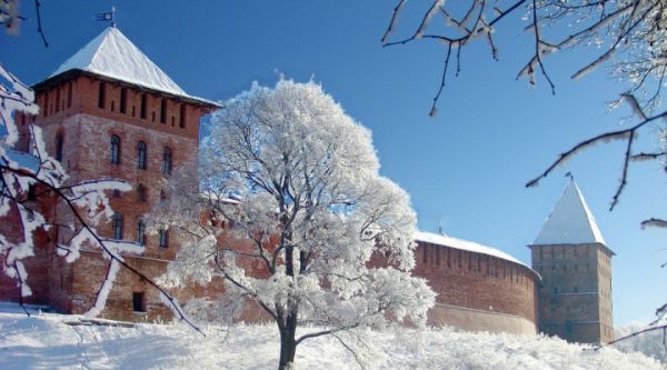 На большей части территории России нынешние осень и предстоящая зима не должны быть суровыми.