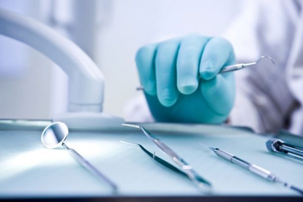 Убытки стоматологии №2 связаны с низким тарифом на лечение в рамках программы ОМС и высокой себестоимостью услуг, говорят в администрации Великого Новгорода.