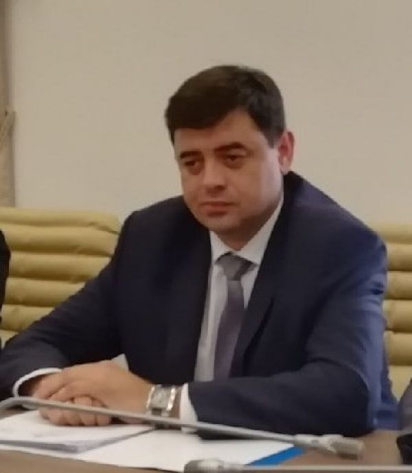 Возглавит новгородский Центр развития компетенций, инноваций и промышленности Максим Капралов, имеющий 20-летний опыт работы в бизнесе и промышленной отрасли.