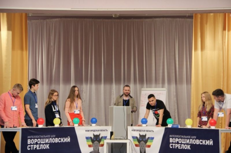 В турнире приняли участие интеллектуалы из Новгородской области, Санкт-Петербурга и Москвы.