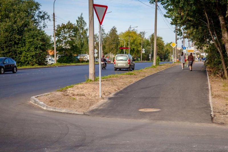 В номинации «Безопасность дорог» Новгород на 36-й позиции по России и на последней по СЗФО. Получается, что у нас самые опасные дороги в федеральном округе.