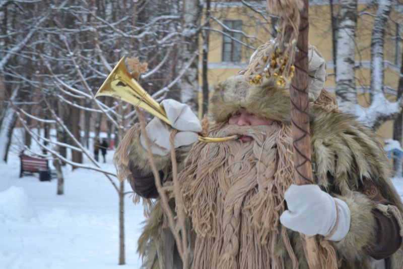 Впервые пращур Деда Мороза был представлен сотрудниками Новгородского музея в 2016 году