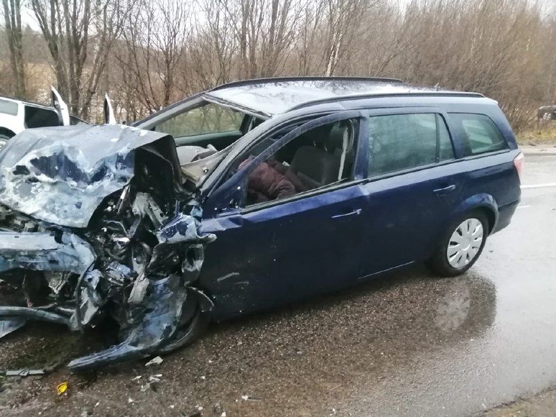 Трагедия произошла сегодня, 17 декабря, в 9.50, на 68-м километре дороги Окуловка – Любытино в Любытинском районе.