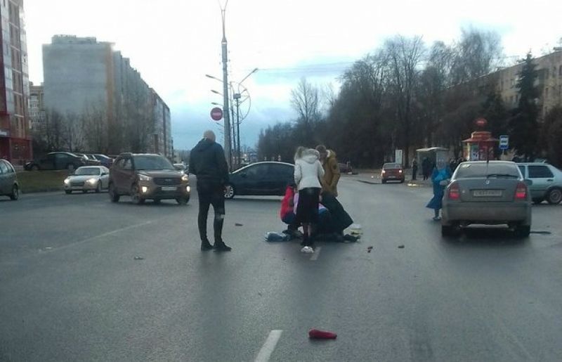 Местом происшествия стал перекресток улиц Ломоносова и Попова.