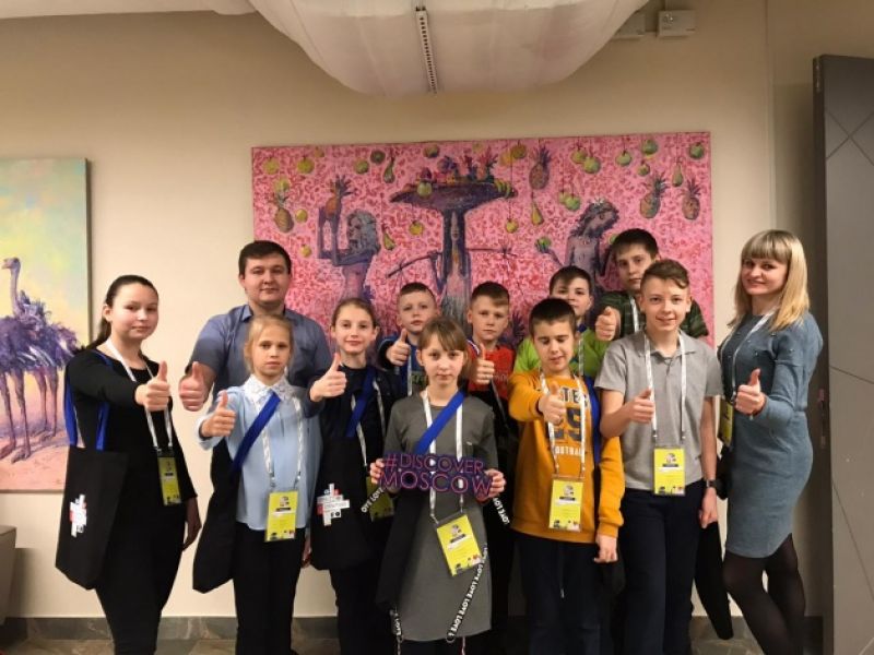 9 января делегация школьников из Старорусского района вернулась из Москвы