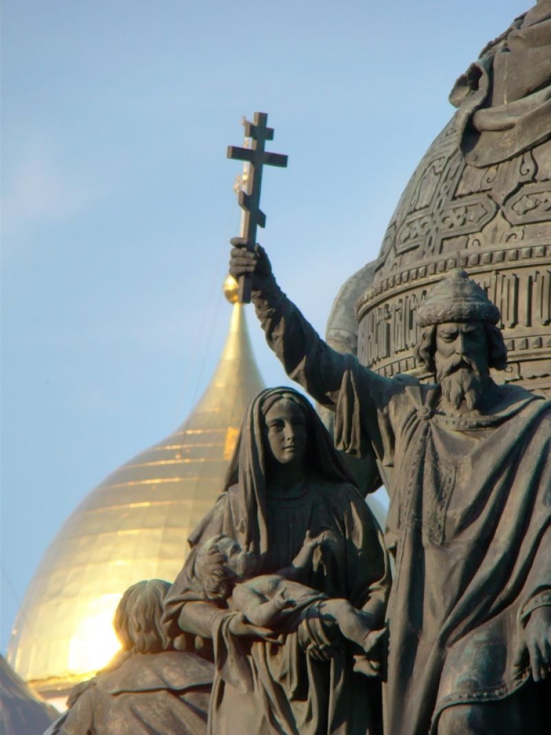 Крещение новгородцев - одно из самых противоречивых событий истории нашего города