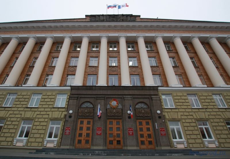 Федеральные чиновники будут участвовать в совещании по вопросам социально-экономического развития Новгородской области, которое пройдёт в Доме правительства региона в закрытом формате