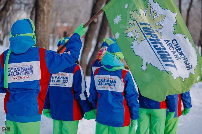 «Софийский десант» – это региональный аналог акции, которая зародилась в Алтайском крае под названием «Снежный десант». В 2015 году на Всероссийском форуме добровольцев она была признана лучшей добровольческой практикой в стране