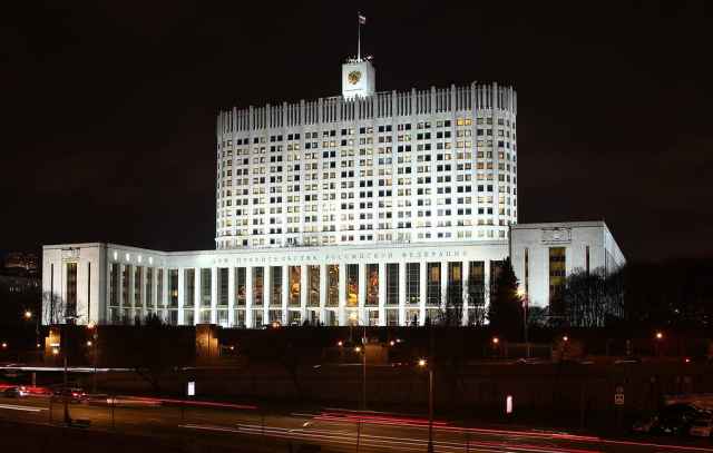 Российскую Конституцию предлагается дополнить положением, согласно которому органы государственной власти получат право участвовать в формировании органов местного самоуправления.
