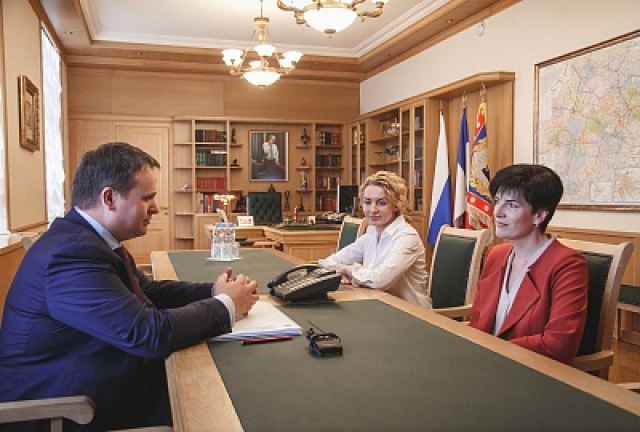 С 2003 года Татьяна Васильева возглавляла комитет культуры и молодежной политики Демянского района.