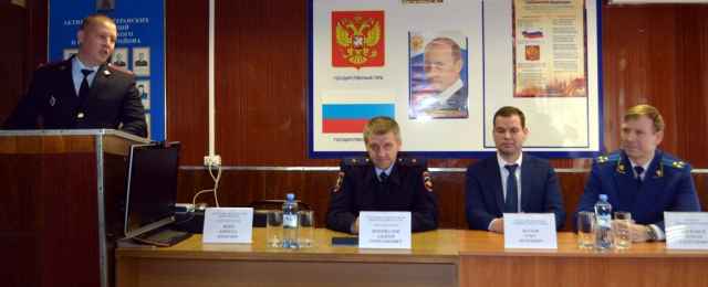 До нового назначения Кирилл Воев служил в УМВД Великого Новгорода.