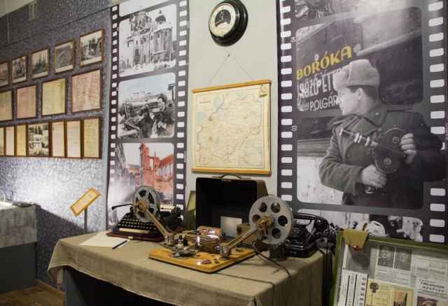 На днях Киномузей объявил о сложностях с оплатой счетов от «ТК Новгородская», в связи с тем, что с конца марта частный музей был закрыт и не мог принимать посетителей