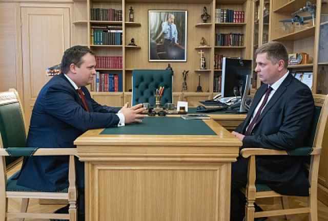 Руслан Тарусов приступил к выполнению обязанностей в должности министра сегодня, 27 апреля.